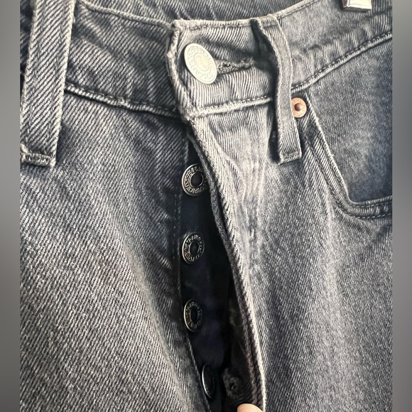 Levi’s 501 Cropped Women’s Jeans - Picture 4 of 9